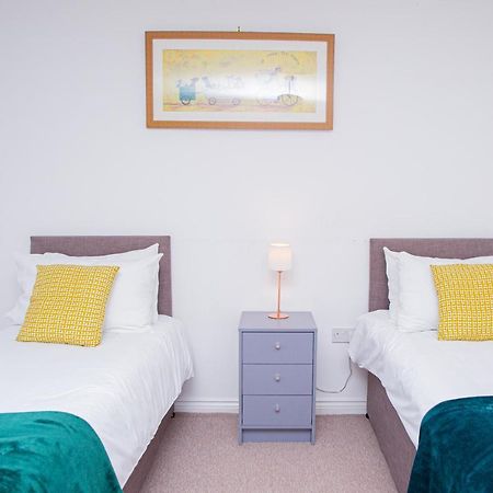 Вилла Turners Gardens Нортхемптон Экстерьер фото
