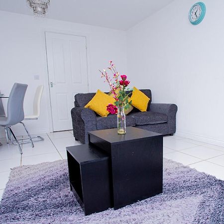 Вилла Turners Gardens Нортхемптон Экстерьер фото