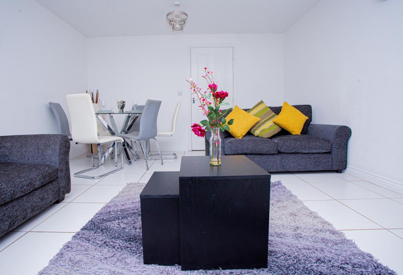 Вилла Turners Gardens Нортхемптон Экстерьер фото